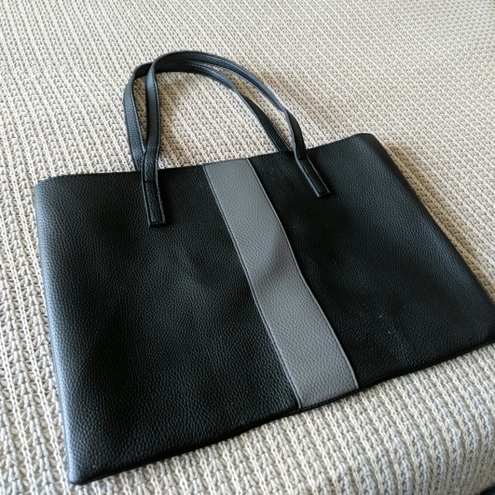 Vince Camuto 'Lucky' purse
